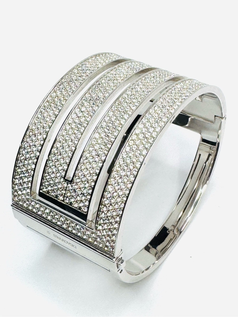 Authentic Retired Swarovski Wide Pavé Crystal Cuff Bracelet silver Tone Size M